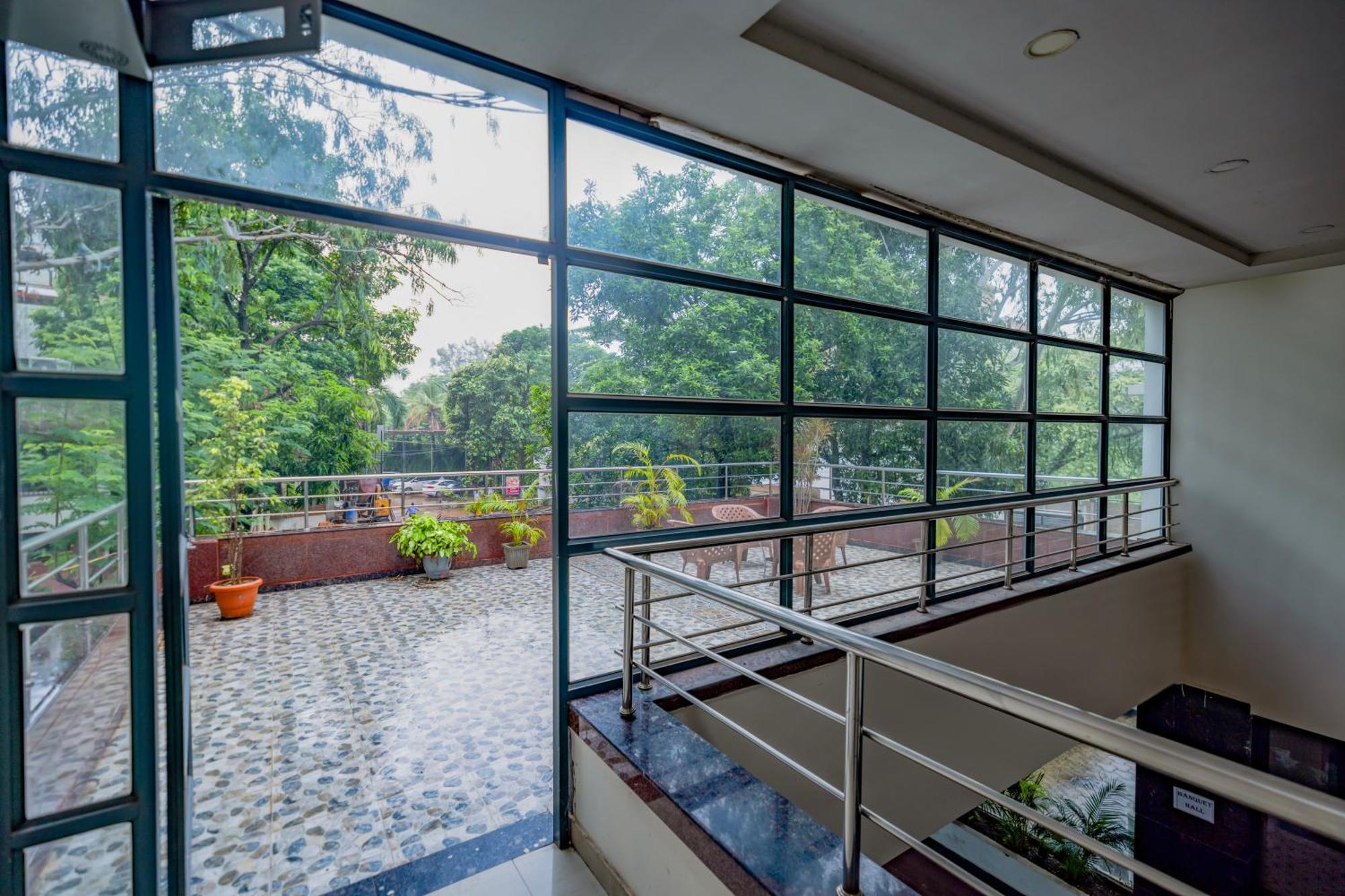 Sheetal International Hotell Rāipur Exteriör bild