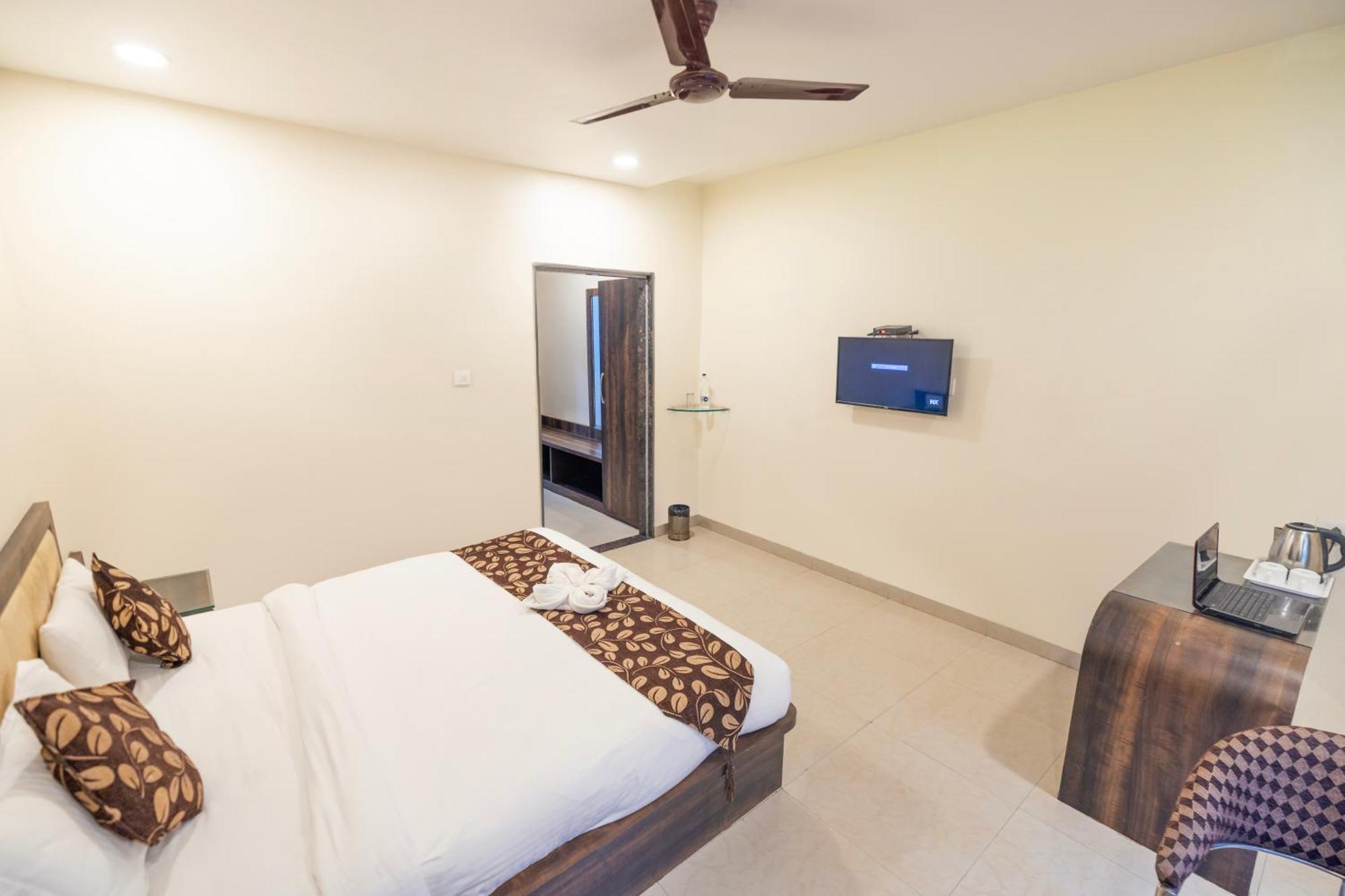 Sheetal International Hotell Rāipur Exteriör bild